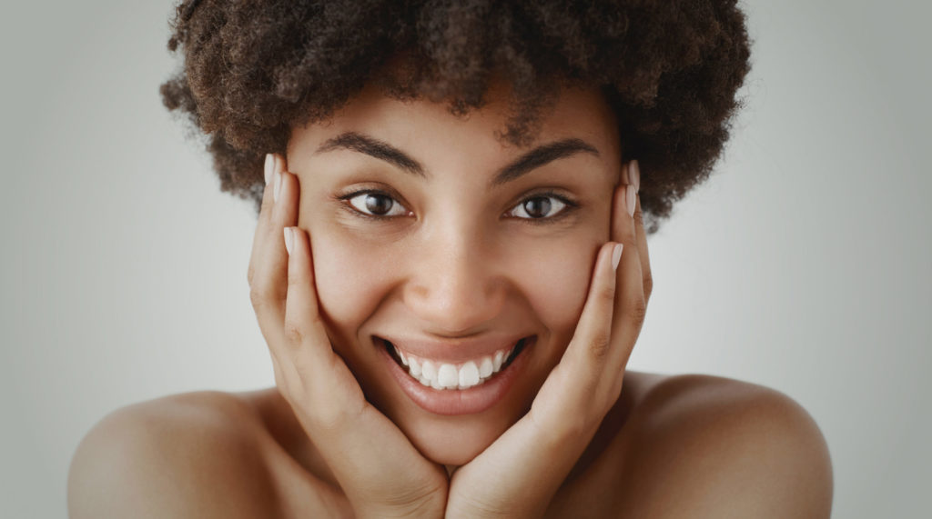 Blefaroplastia traz um olhar mais jovial.